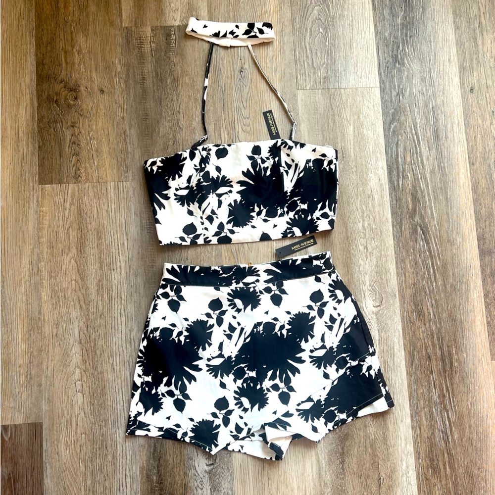 NWT Miss Avenue floral Two-Piece Crop & Skort set